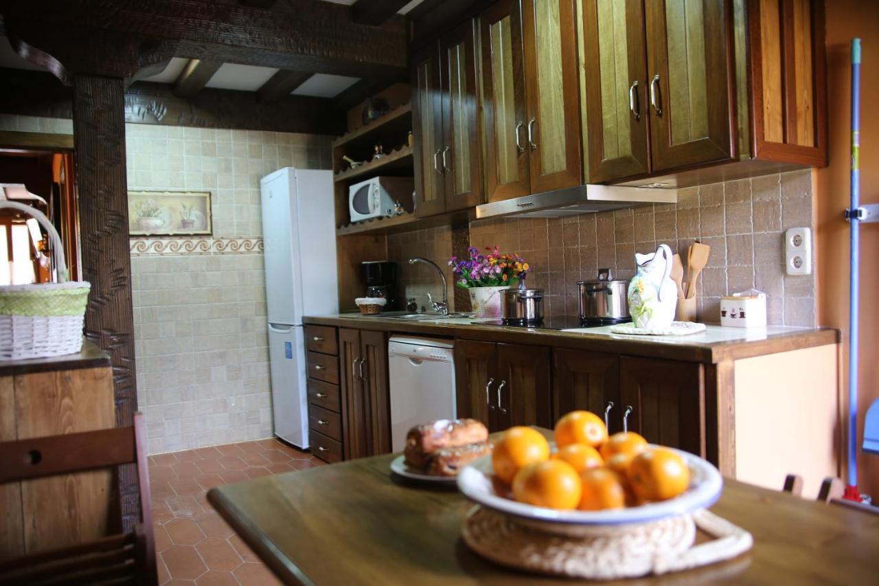 Apartamentos Rurales "La Cabana" 라스카프리아 외부 사진