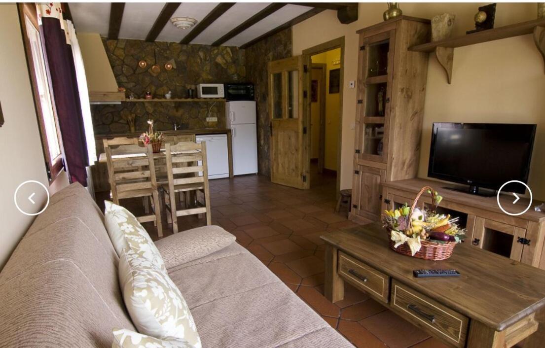 Apartamentos Rurales "La Cabana" 라스카프리아 외부 사진